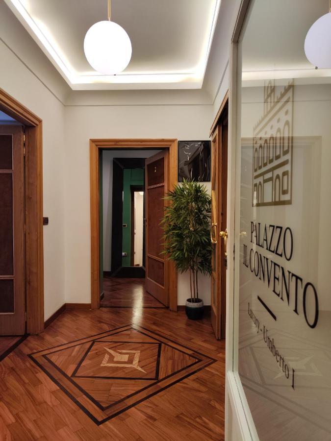 Couette-café Palazzo Il Convento Luxury Umberto I